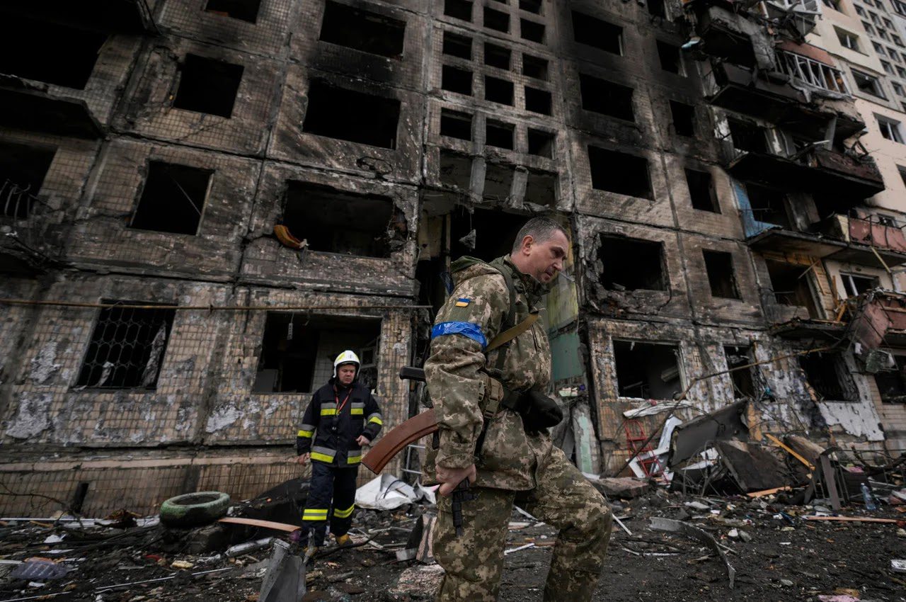 Ukraine: World leaders condemn ‘abominable’ Russian attack on crowded shopping center