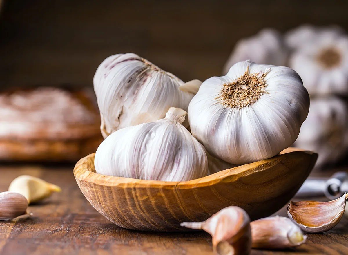 Too much Garlic in your diet can ruin your body