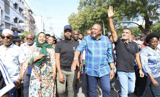 President Uhuru Kenyatta storms Mombasa streets in Joy