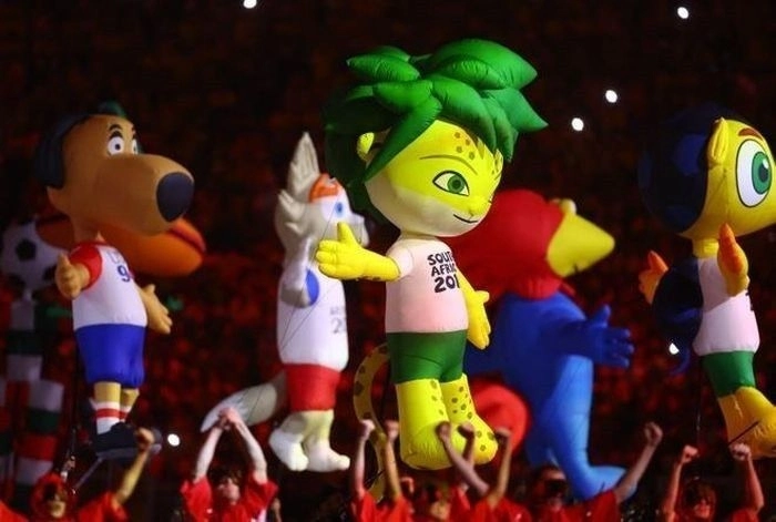 Previous World Cup mascots at the 2022 Qatar World Cup (Photo: Courtesy)