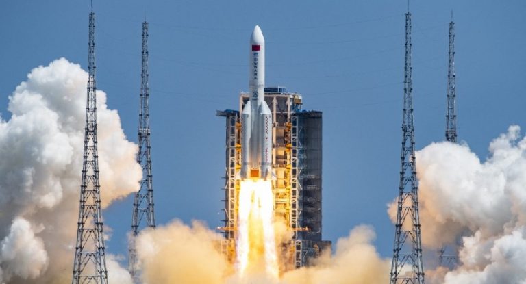 Technology showcase as China launches final space module