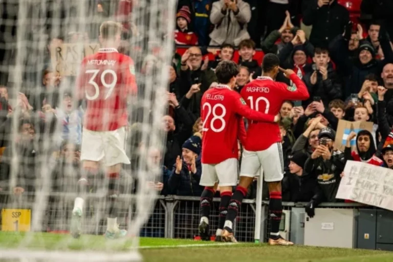 Marcus Rashford Scores Brace as United Advance to Semis in the Carabao Cup