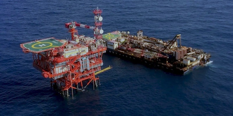 Egypt discovers largest natural gas field