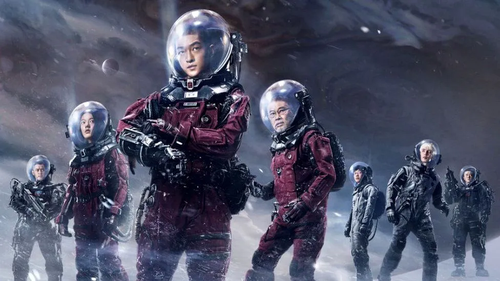 Chinese Robots Star in Sci-fi Sequel Wandering Earth-Two