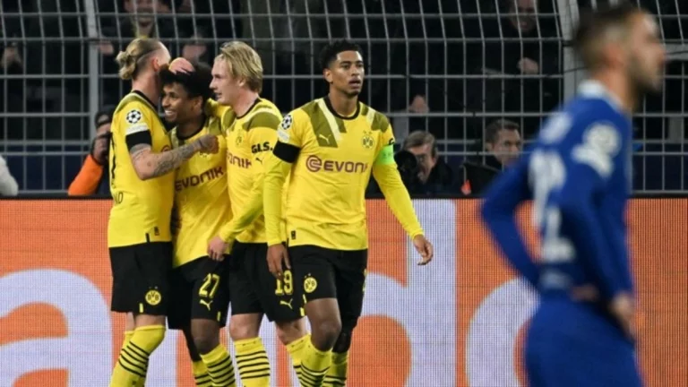 UEFA Champions League Results: Chelsea Lose to Dortmund in the Round of 16 1st Leg Fixture