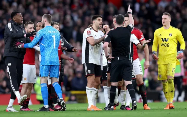 Fulham’s Mitrovic and Willian Sent Off in Manchester United’s FA Cup Quarter-final Comeback Victory