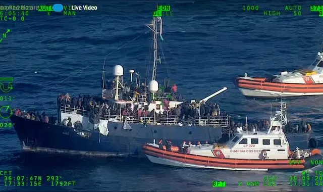 Italian Coastguard operation to save around 1,200 sea migrants