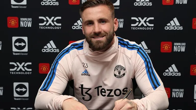 Manchester United defender Luke Shaw signs new four-year deal