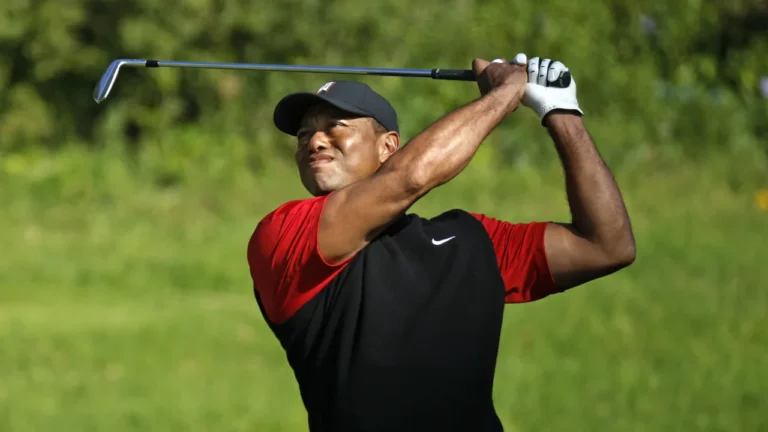 Tiger Woods: Golfer’s Ex-Girlfriend Drops Lawsuit Against Him