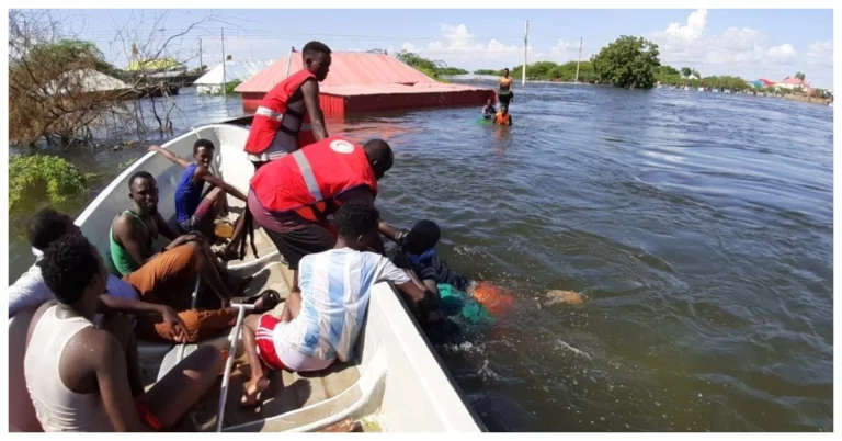 Over 210,000 displaced by floods in Somalia 