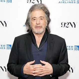 Al Pacino’s Unexpected Fatherhood with 29-year-old Girlfriend Sparks Controversy: A Tale of Love and Generational Divide