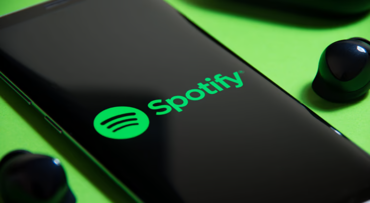 Spotify to Fire Two Hundred Staff Working With Podcasts