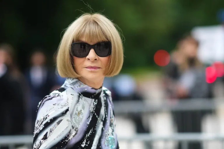 Vogue’s Anna Wintour Only Wears  One Pair Of Shoes