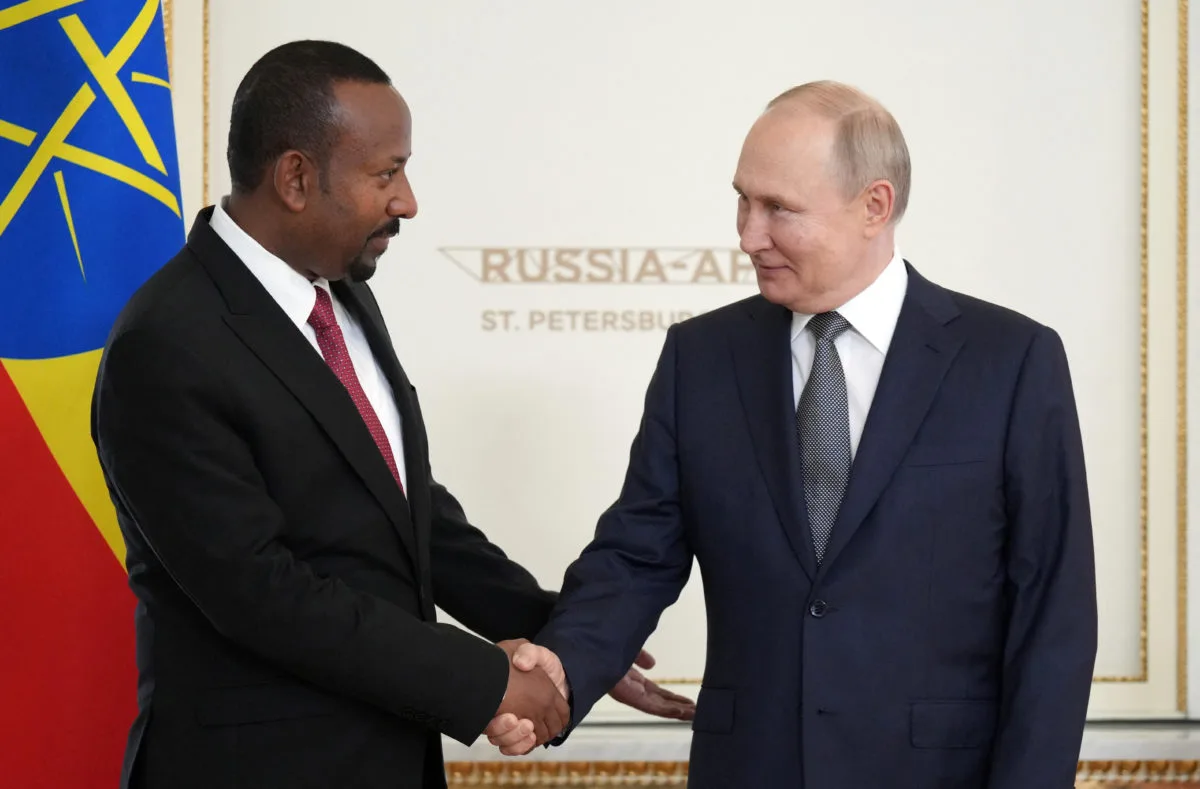 It's the second Russia-Africa summit since 2019. But on the eve of the event the number of attending heads of state had shrunk from 43 to 17, a drop that the Kremlin blamed on Western interference. [Photo/Courtesy]