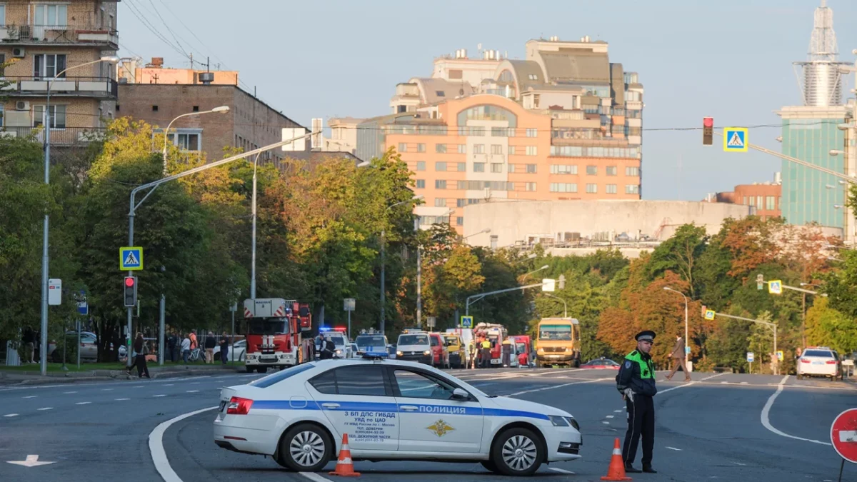 A police officer blocks a road following a reported drone attack in central Moscow on July 24, 2023.[Image/Courtesy]
