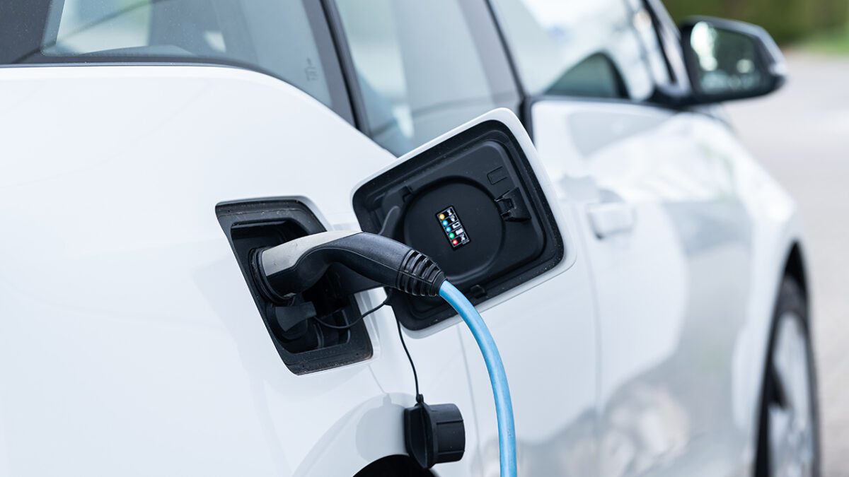 Thousands Gather in Washington, D.C. to Embrace Electric Vehicle.