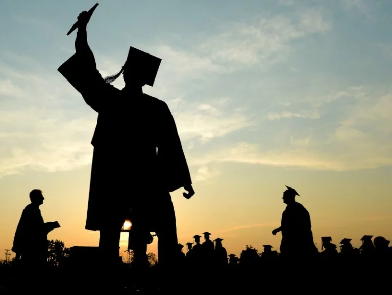 Why Diploma Graduates are Outshining Degree Holders in Today’s Job Market