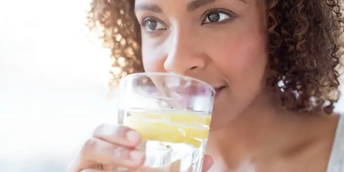 The Fallacies that People Believe Lemon Water Does