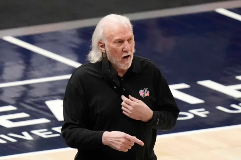Gregg Popovich Signs Five-Year Contract Extension as Coach