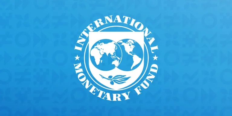 IMF: US Dollar Strengthening Hinders Trade in Developing Nations
