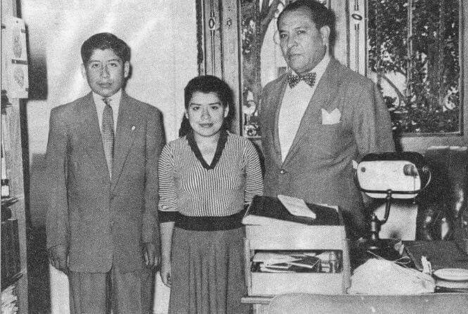 Linda Medina(center) Meet her son Gerardo Medina( left) [Photo/Courtesy]