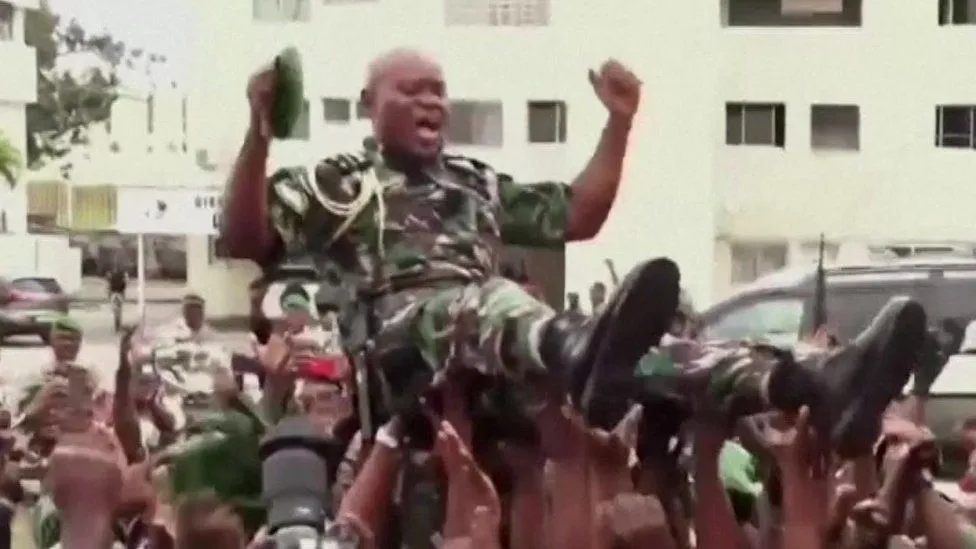Gabon General Brice Oligui Nguema Bbeing carried in the streets in Libreville