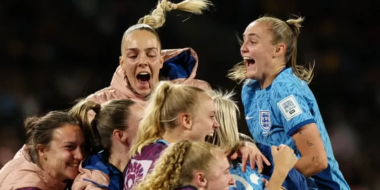 England Stun Hosts Australia to Reach First Women’s World Cup Final