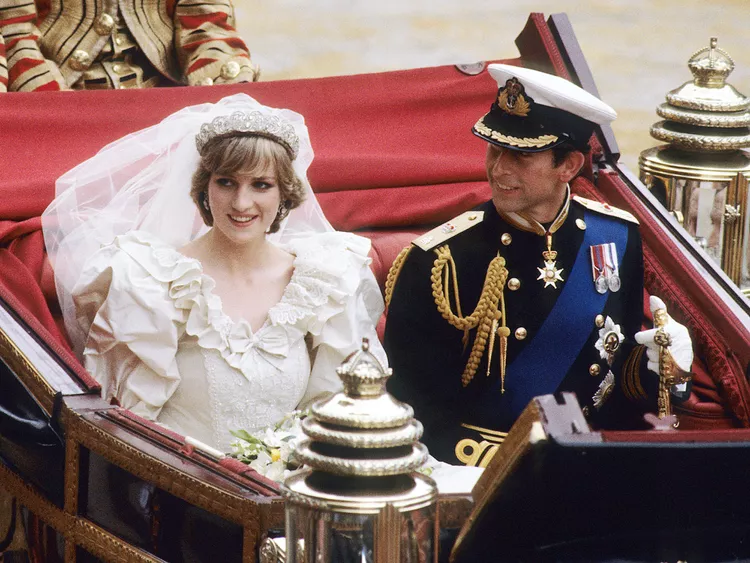 Princess Diana’s Wedding Dress that was a “Backup” Revealed