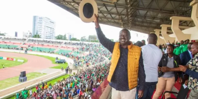 AFC Leopards and Gor Mahia Receive Ksh 1 Million from Raila