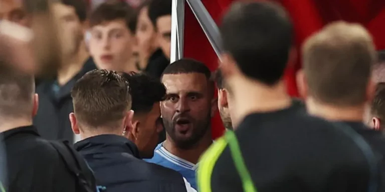 Man City vs Arsenal: Why Kyle Walker Confronted Arsenal Coach at Full Time
