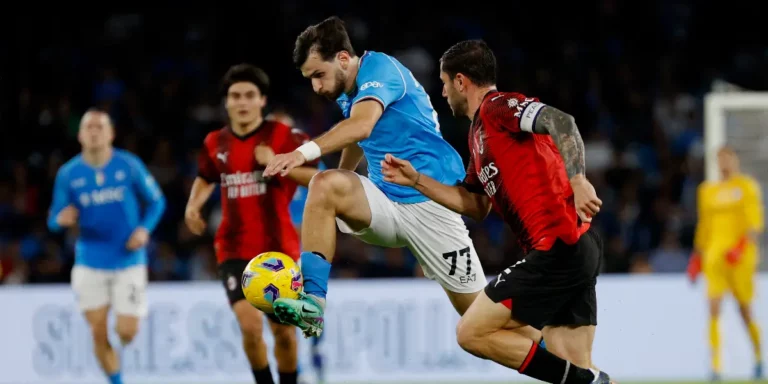 Napoli Come from Behind to Hold AC Milan to a 2-2 Draw