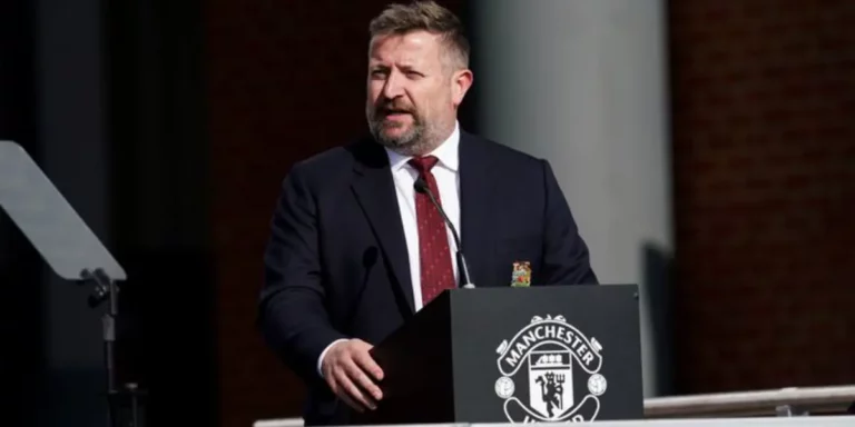 Manchester United: Richard Arnold Steps Down as CEO