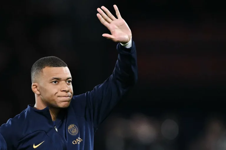 Mbappe announces PSG exit