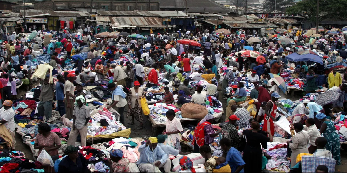 Markets such as Gikomba have been holders of this large business in the country and its Gen Z has proved to be equally up to the task in terms of e-commerce and digital markets that deal in second-hand goods. 