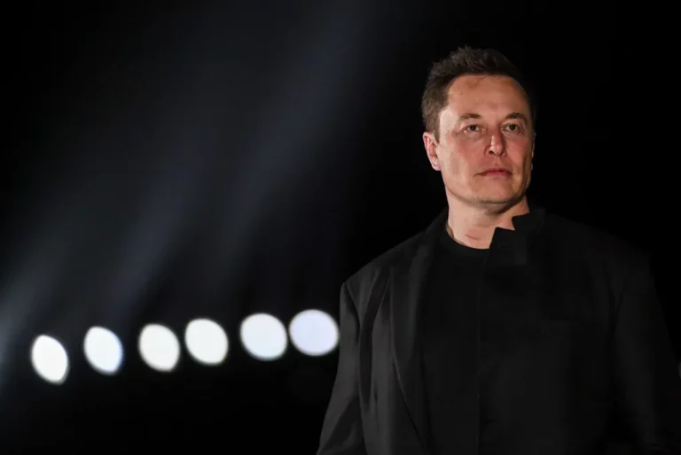 Elon Musk Announces Relocation of SpaceX and X Headquarters from California to Texas