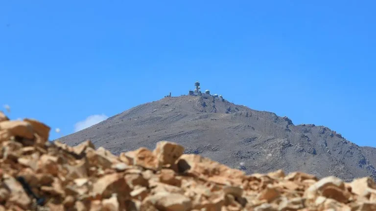 Israel’s Deadly Strikes in Syria Leave Six Soldiers Dead as Tensions Boil Near Damascus