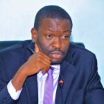 Nairobi Senator Edwin Sifuna has raised red flags over a county directive ordering all health facilities to move their accounts from Cooperative Bank to Sidian Bank.