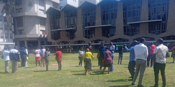 Kenya’s Lecturers Walk Out Despite Ksh.2.5 Billion Government Payout
University lecturers have begun a nationwide strike, rejecting the Treasury’s Ksh.2.5B payout and demanding billions in unpaid arrears from past CBAs. With learning now disrupted at major institutions, the standoff pits the government’s budget squeeze against lecturers’ push for long-overdue dues — leaving students caught in the middle.
#KenyaEducation #UniversityStrike #UASU #HigherLearning #KenyaPolitics