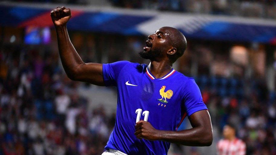 d2586900-3ad1-11ef-bdc5-41d7421c2adf