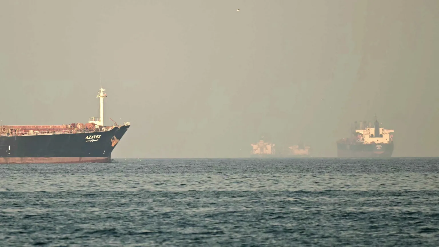 Strait of Hormuz Attacks Trigger Shipping Halt and Renew Oil Price Fears