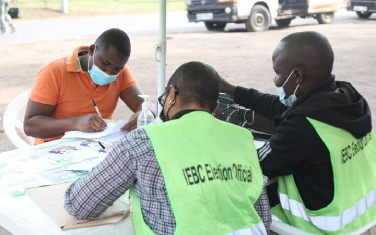 Race For 6.5m Voters Sparks ID Row in Kenya