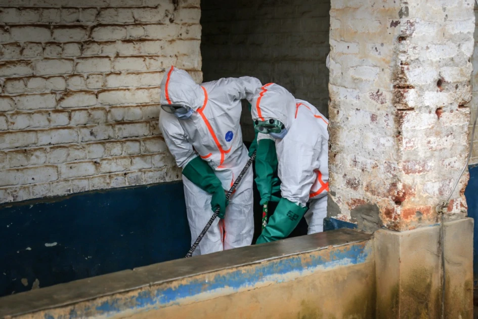 Ebola Fears Deepen as Suspected Cases in DR Congo Pass 900