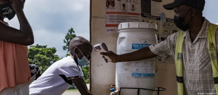 Uganda Closes DR Congo Border as Ebola Fears Grow