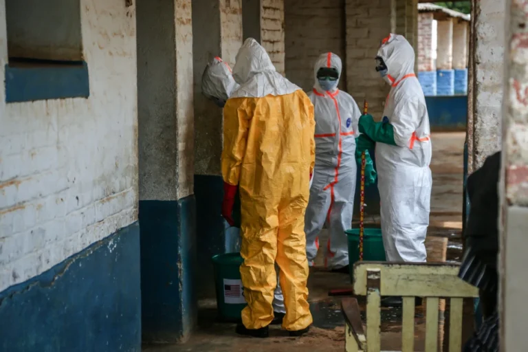 Ebola Death Toll Passes 200 as Fears Grow Across Africa