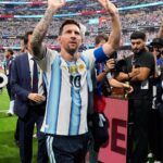 Lionel Messi becomes the World Cup top scorer.