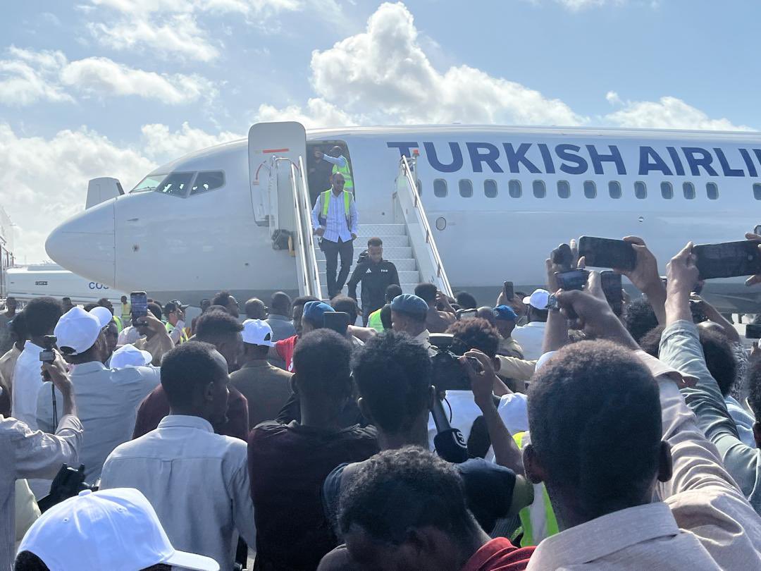 Hero’s Welcome for Referee Omar Artan in Somalia After US Denies Entry Ahead of FIFA World Cup 2026