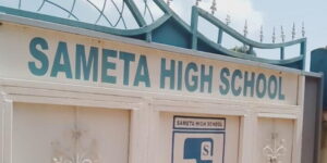 sameta-senior-boys-school-gate