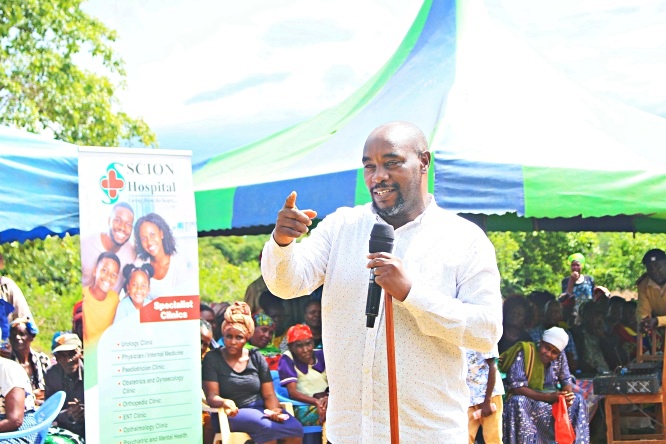 Kitui senator Enock Wambua giving a speech at a congregation in Kitui county.