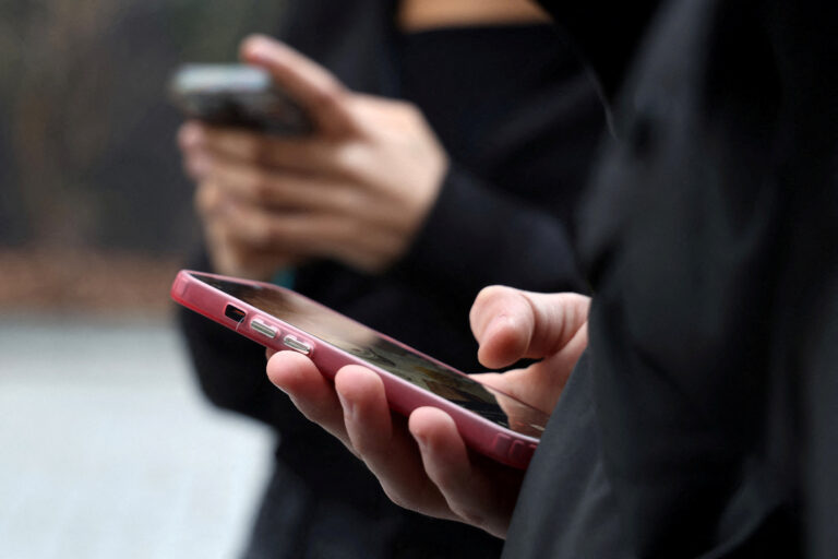France Approves Social Media Ban for Under-15s