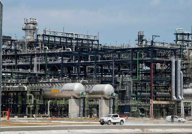 Lamu Youth Demand 70% of Jobs From Dangote Refinery